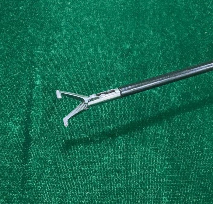 Laparoscopic Pediatric Right Angle 90 Degree 3mmx200mm with Cable Reusable