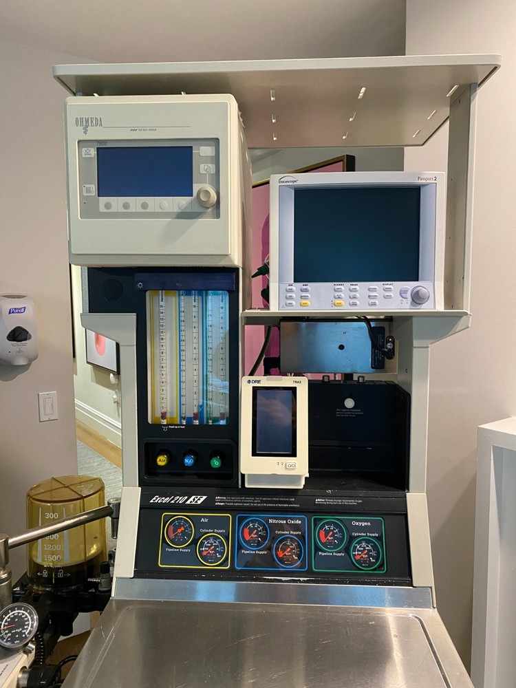 OHMEDA EXCEL 210 SE Anesthesia Machine