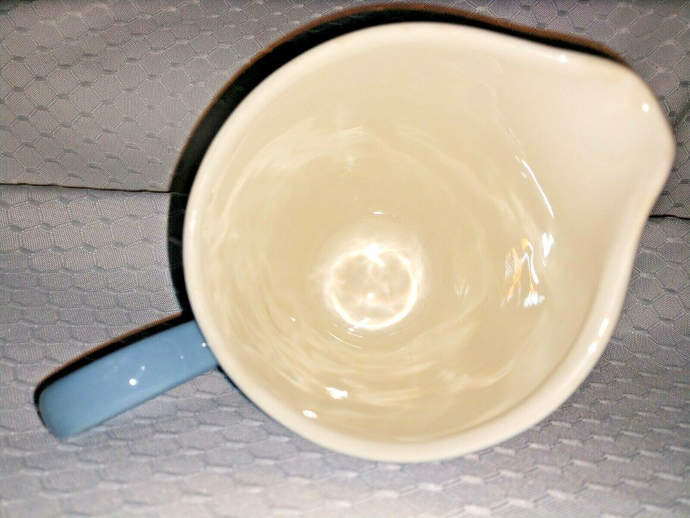 Homer Laughlin Richelieu Pattern Creamer Blue White