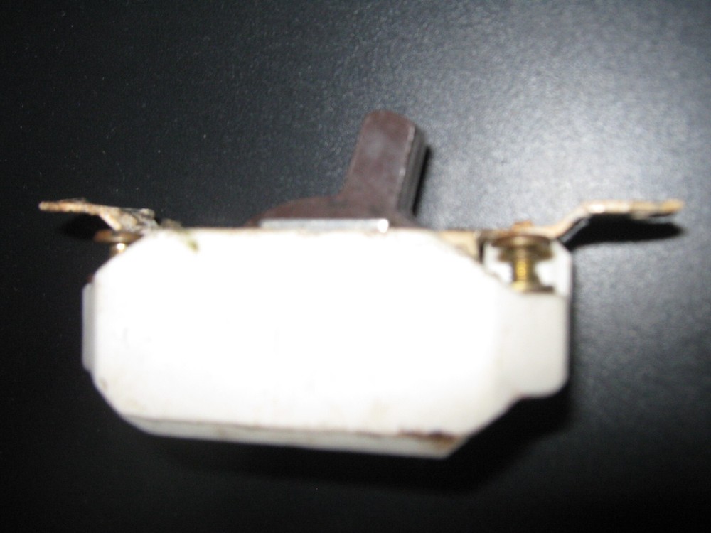 Vintage Push Button Light Switch, Single-Pole ON/OFF Bryant - USA