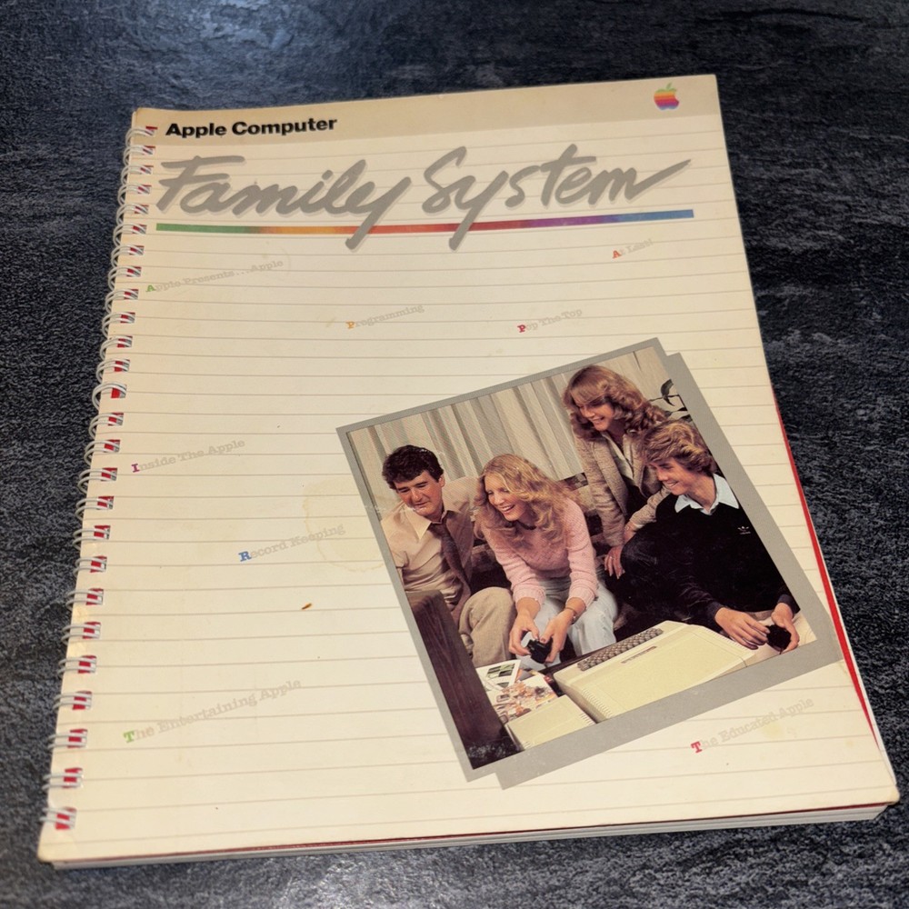 Apple Computer Family System Owner's / Reference Setup Guide 1981 #R