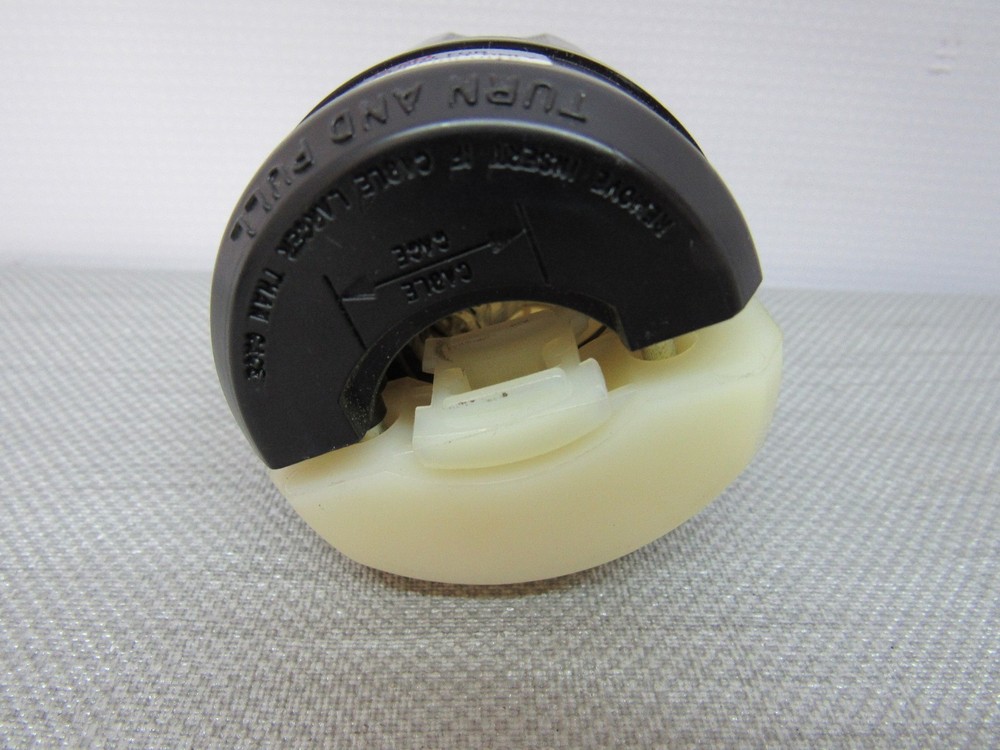 Levitron 2433 Connector Nylon Locking