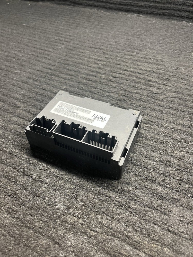 2012-2014 Jeep Grand Cherokee or Durango Transfer Case Controller P05150732AE DH