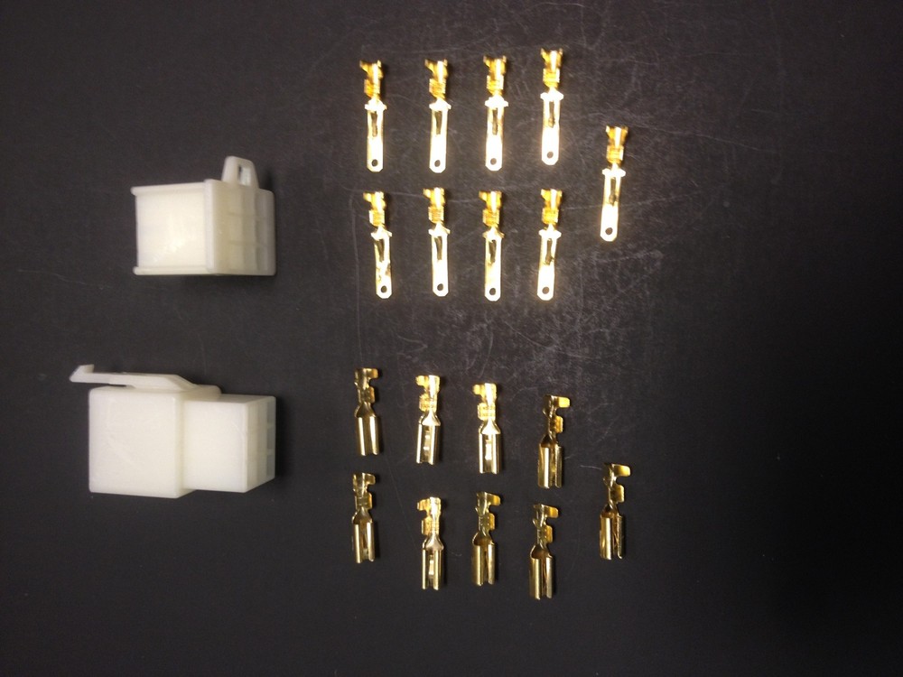 9 Pin White Connector