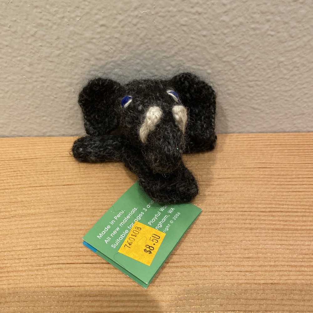 NWT Elephant Finger Puppet Alpaca 2006 NOS