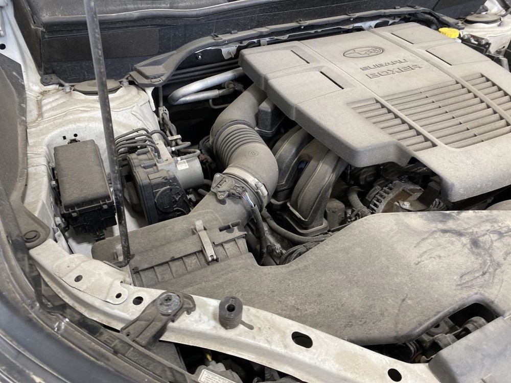 Engine ECM Electronic Control Module ID 22765AR600 Fits 22 FORESTER 1070030