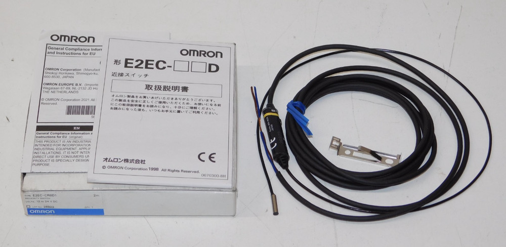 New Omron E2EC-CR8D1 Inductive Proximity Sensor Switch 12–24 VDC 2m Cable Japan
