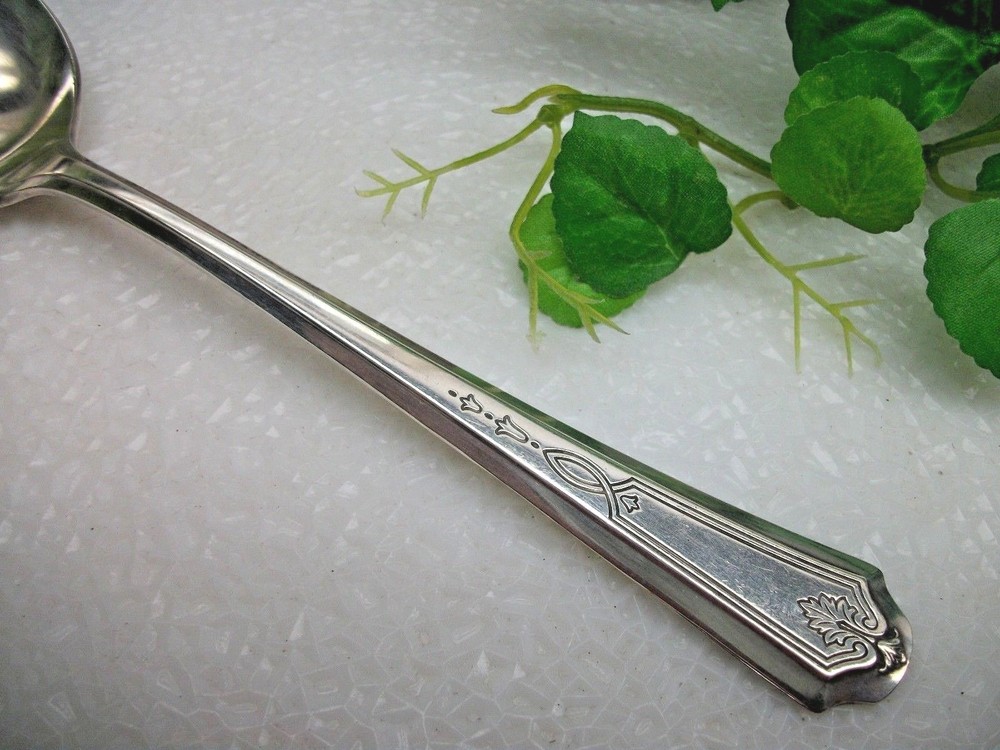 Oneida Community Silver Elite BEVERLY Silverplate Solid Serving Spoon 1921