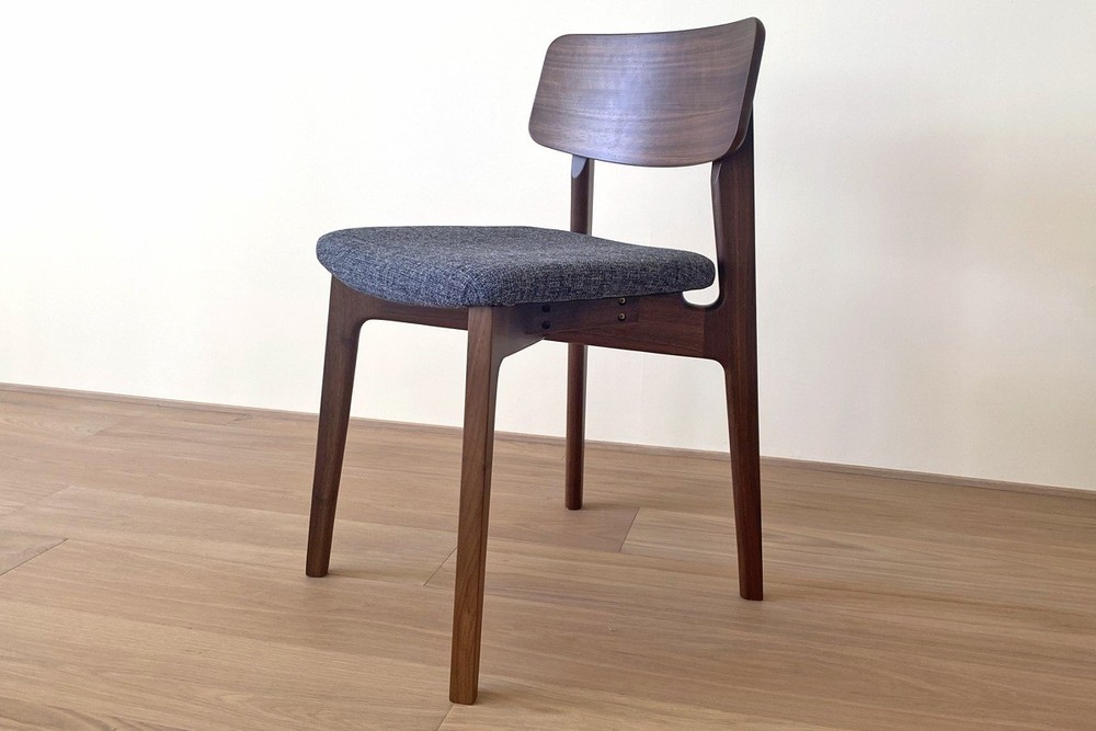 BLANC Chair (Walnut) with Fabric Seat