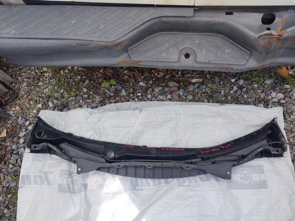 2009-2014 Nissan Maxima Windshield Cowl Vent Panel