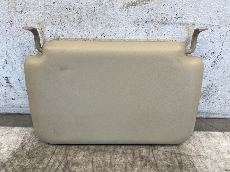Kenworth T680 Visor (654-10843)