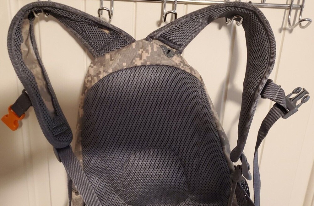 Lucky Bums Backpack Camouflage