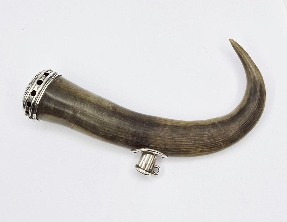 VICTORIAN SCOTTISH SOLID SILVER MOUNTED RAMS HORN SNUFF MULL 19th Century