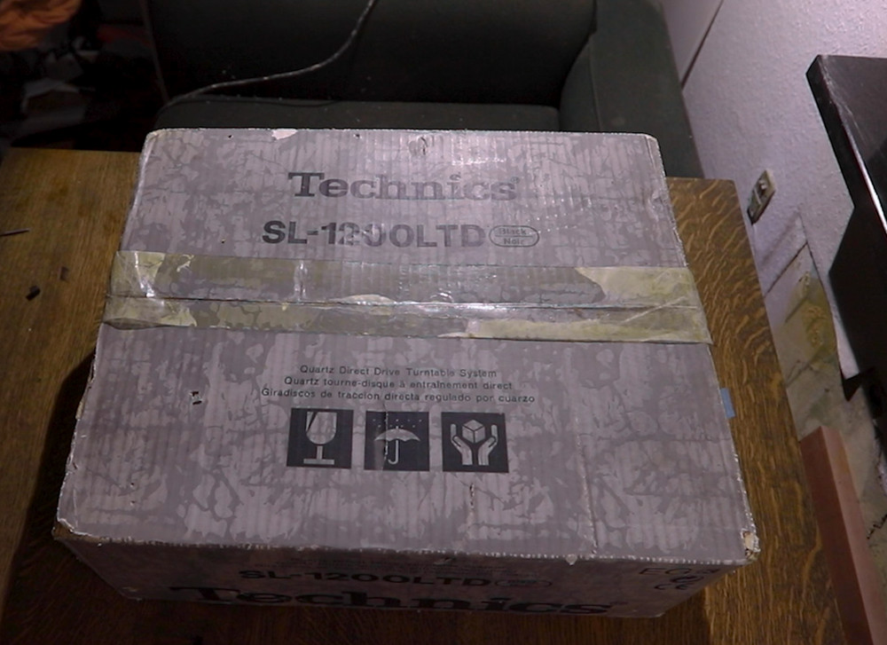 Technics SL-1200MK7 Direct Drive Turntable System - Black