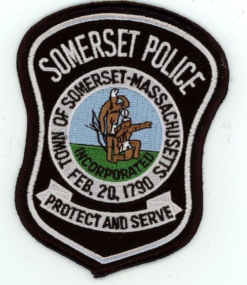 MASSACHUSETTS MA SOMERSET POLICE NICE SHOULDER PATCH SHERIFF