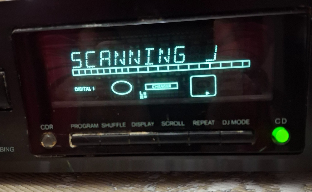 Onkyo DX-RD511 Audio CD Recorder Digital Dubbing Dual Deck *READ* Powers On