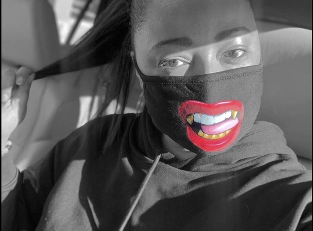 Girly Grill Red Face Mask