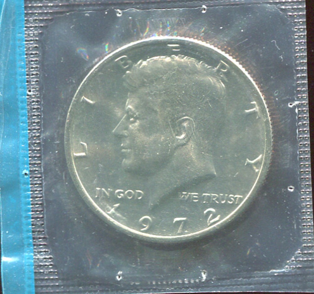 1972 P KENNEDY HALF DOLLAR IN MINT CELLO (D115)