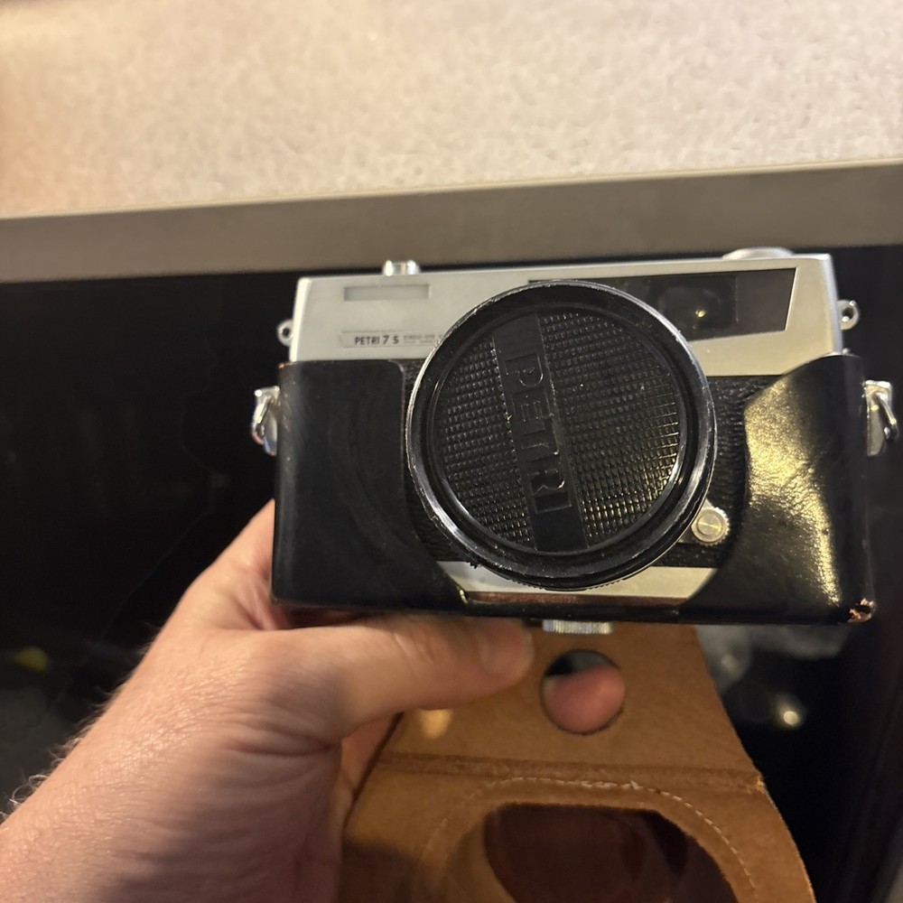 Vintage Petri 7s 35mm Camera Untested