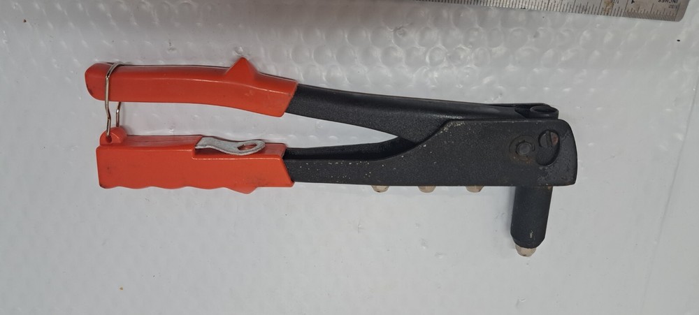 MIT Michigan Industrial Tools Rivet Gun - Riveter