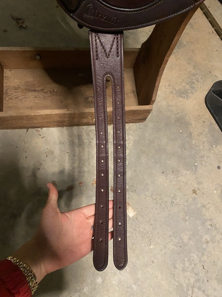 Dover circuit monoflap saddle