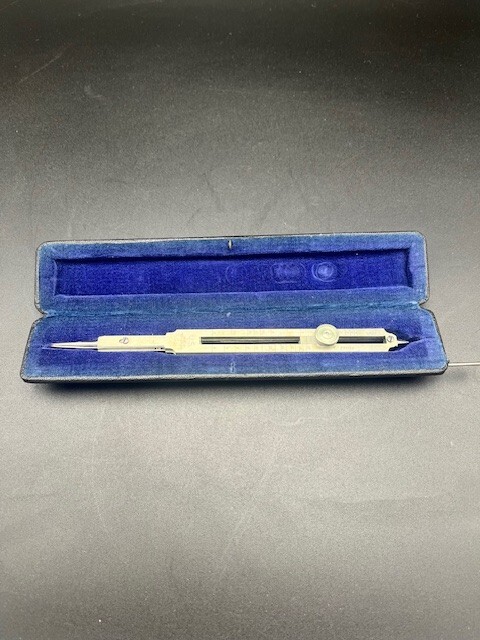 Vintage amco protractor measurement tool w/case