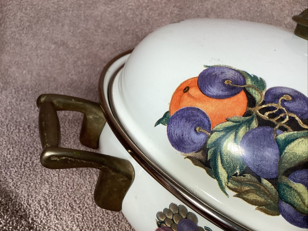 Cornucopia Lidded Serving Dish w/saucepan handles fruit pattern vintage