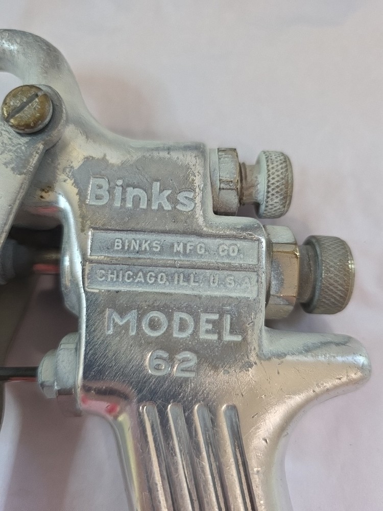 BINKS Model 62 Paint Spray Gun & with 63pe Air Cap Tip Nozzle
