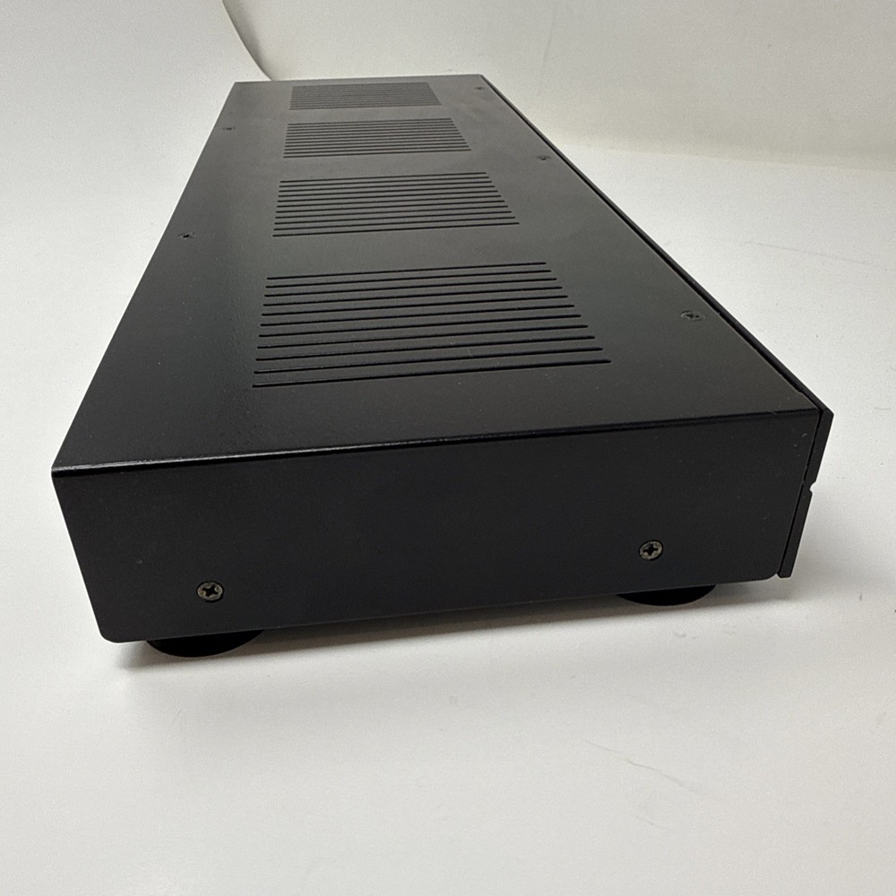 SpeakerCraft 8-Zone Multiroom Speaker Selector S8DC