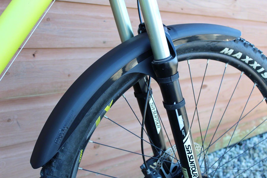 Mucky Nutz Mug Guard Fender: Long, Black (Mud Guard)