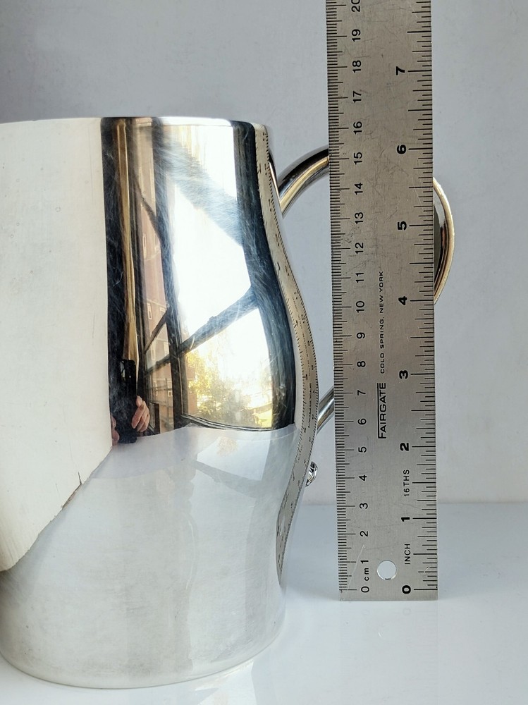Oneida Silversmiths VTG Silverplated Pitcher 32 Ounce Capacity