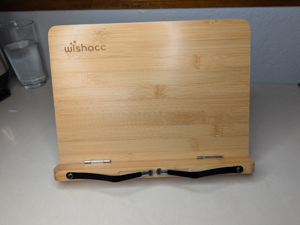 Wishacc Bamboo Foldable Cookbook Book Stand Adjustable Height