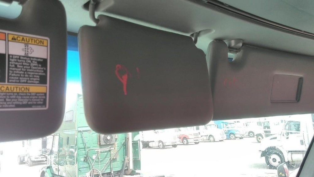 Replaces 2020 PETERBILT 579 INTERIOR SUN VISOR ,  OH