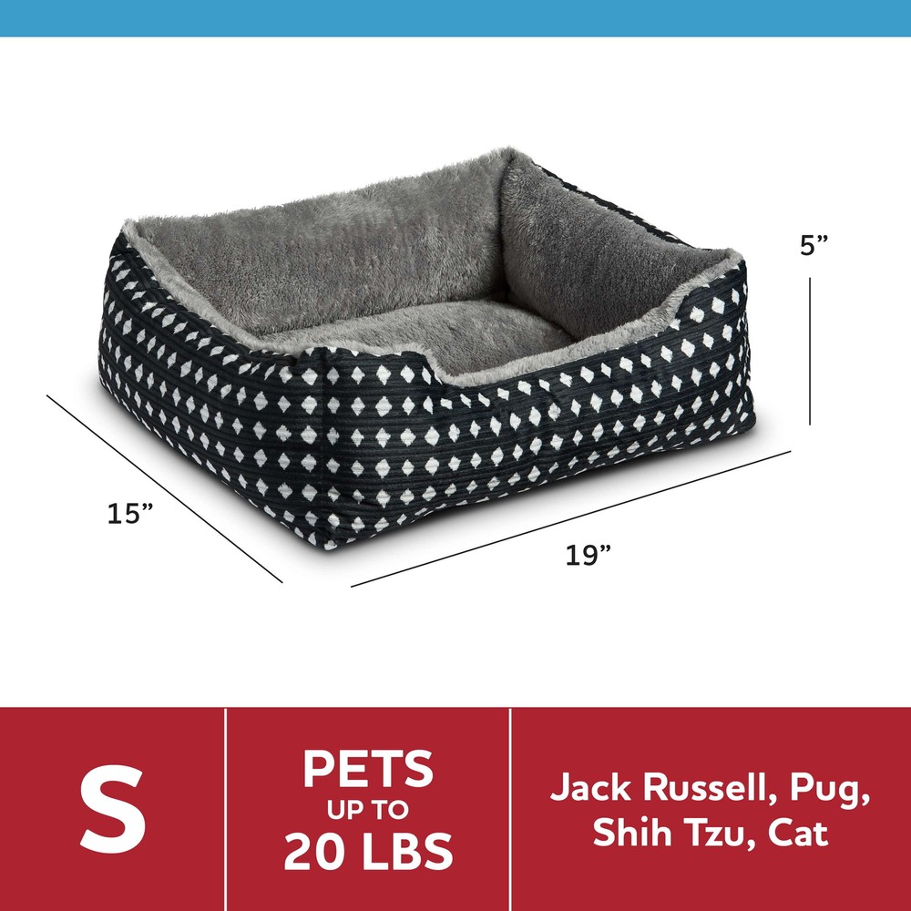 Small Dog or Cat Bed, Black 19" x 15"