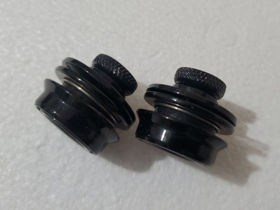 Zeppelin Guitar Strap Locking Ends Only, Black