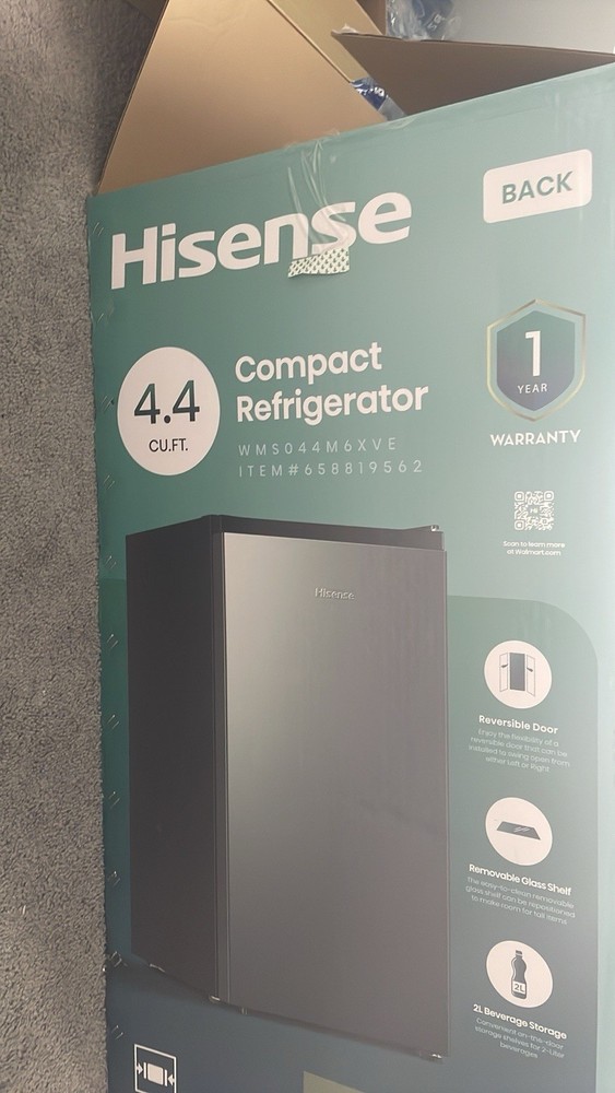 Hisense 4.4 Cu. Ft. Freestanding Compact Refrigerator - Pick up only