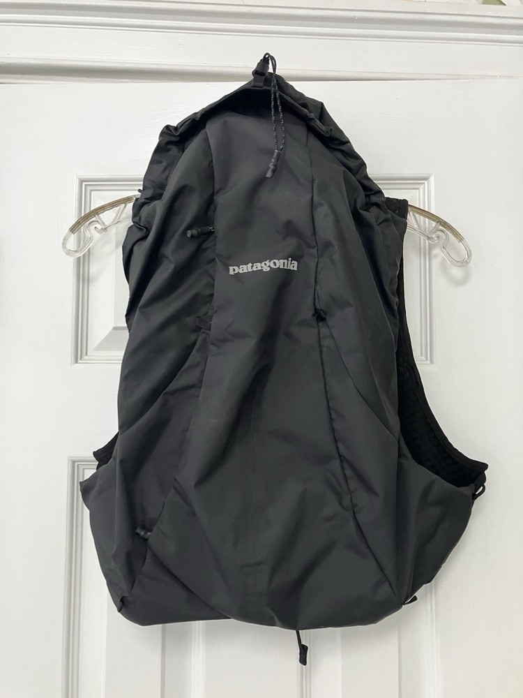 Patagonia Slope Runner Exploration Pack 18L Black Medium