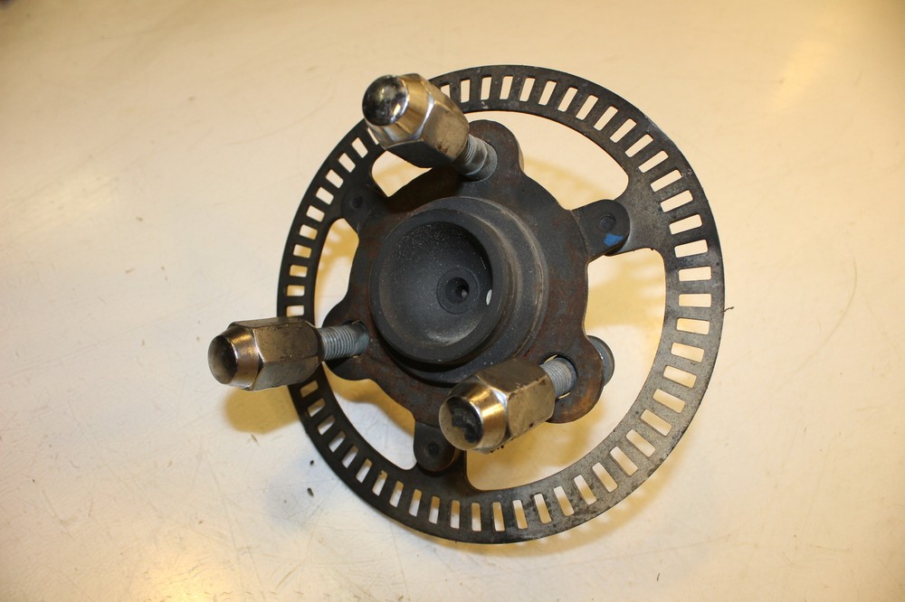 2013 Can-am Spyder St Front Left Hub 706201452