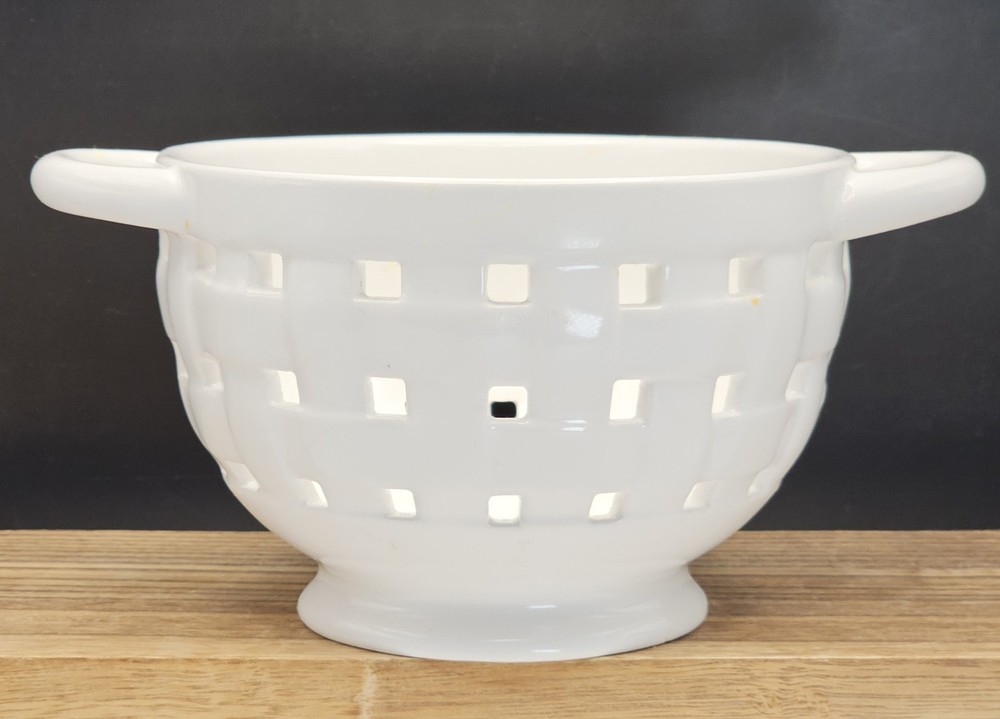 Cute Small White Ceramic Colander Basket Weave Design Fruit/Decor