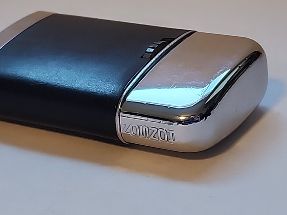 Vintage Ronson Lighter Black Silver Cigarette Lighter