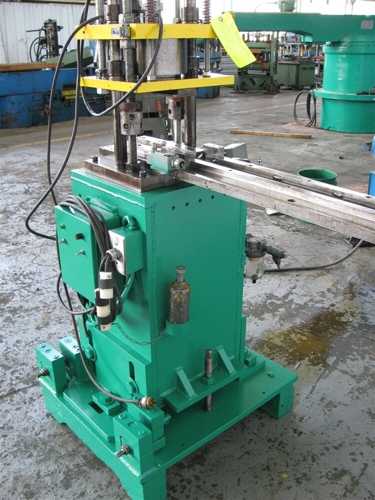 1 TON 2-POST AIR PRESS: YODER #21067