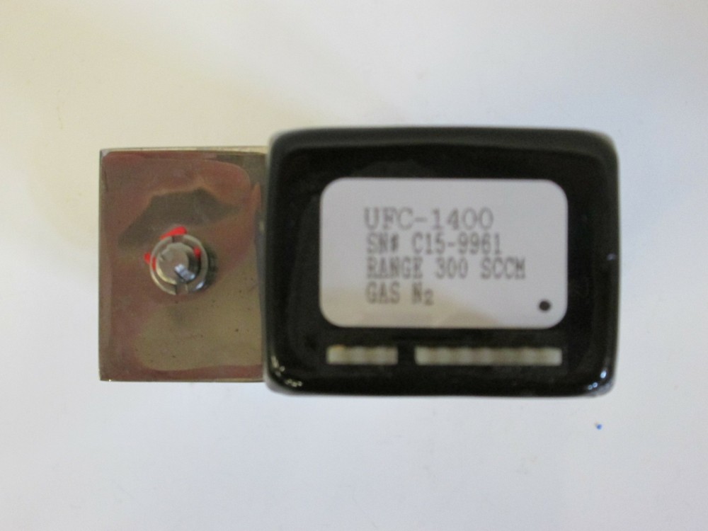 Unit UFC-1400 Mass Flow Controller, N2, 300 SCCM