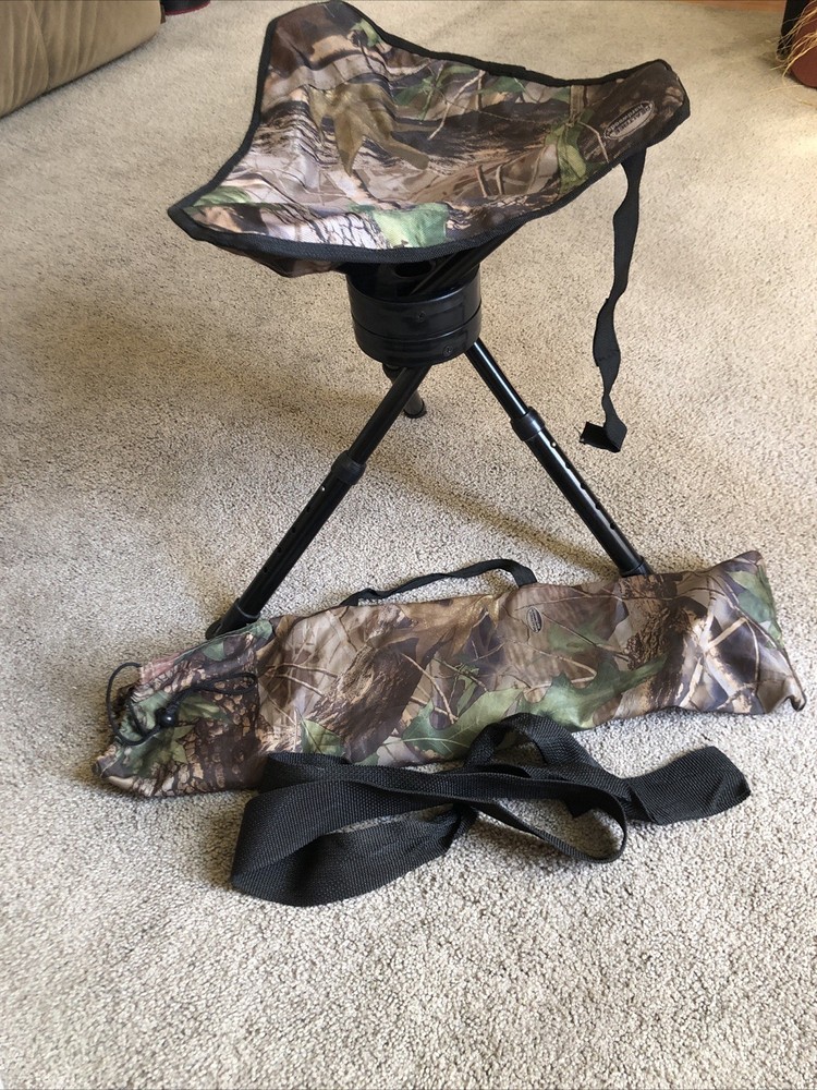 Tripod Swivel Hunting Stool With Carrying Case