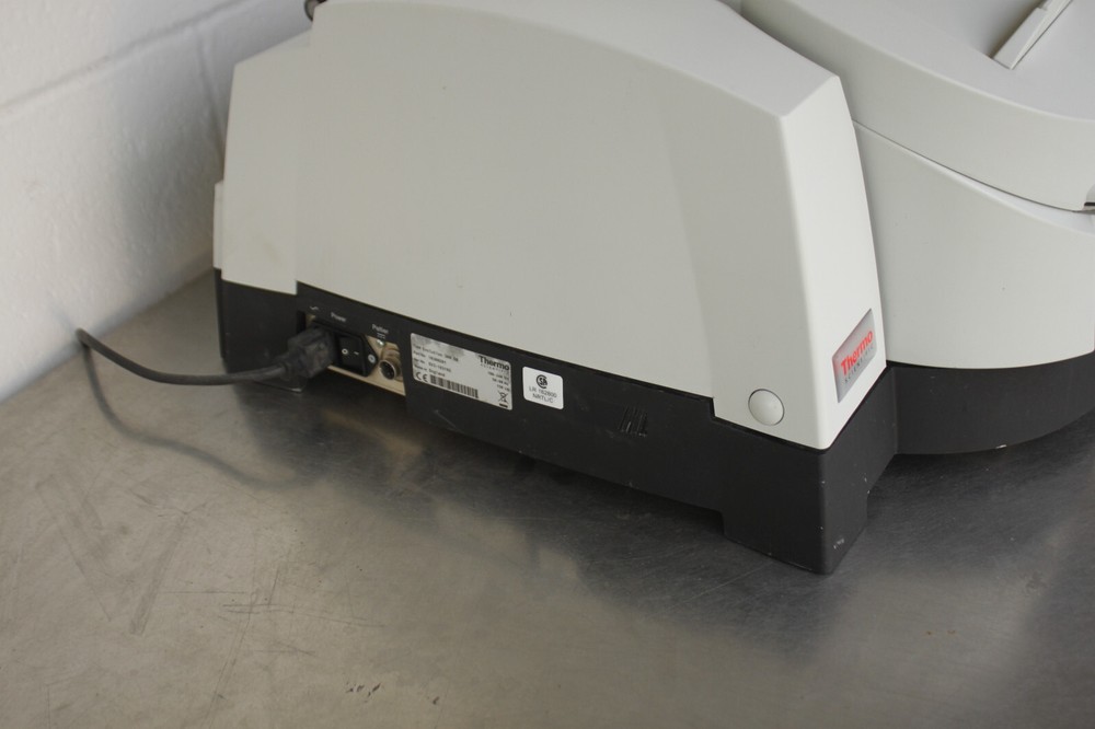 THERMO SCIENTIFIC EVOLUTION 300 BB UV SPECTROMETER AS-IS