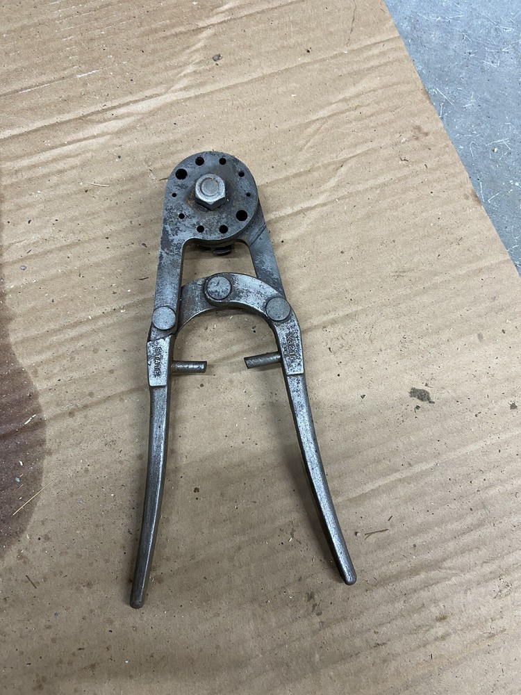 X3215 Rivet Tool