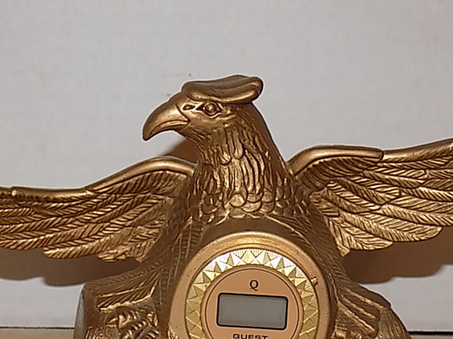 QUEST QUARTZ MINIATURE CLOCK~ EAGLE