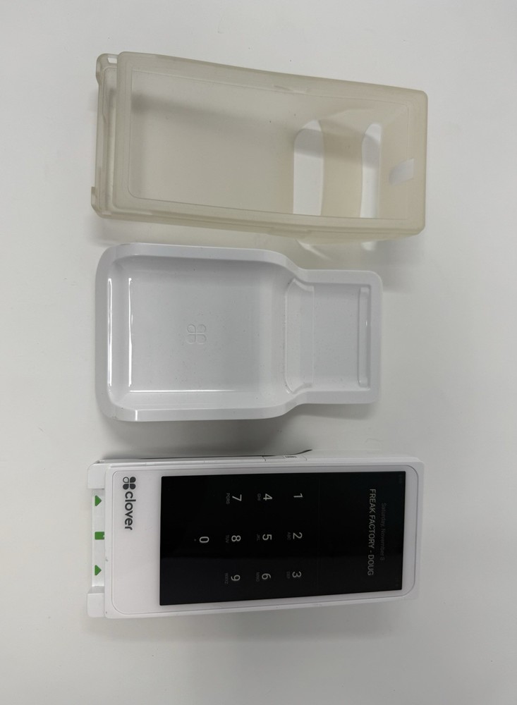 CLOVER FLEX 3 C405 - K405 and CASE - HANDHELD POS SYSTEM -LOCKED