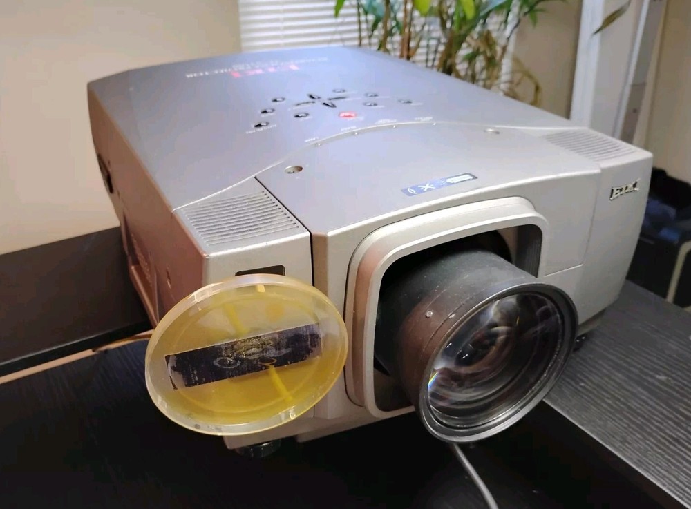 Eiki LC-X1100 Projector Works With Power Cord.