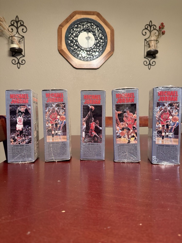 Upper Deck 1991-92 Michael Jordan Locker Series Box sealed