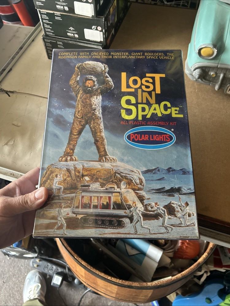 Polar Lights Lost in Space Plastic Assembly Model Kit #5032 Sci-Fi
